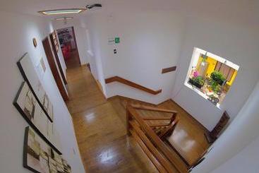 پانسیون Hostal De La 57