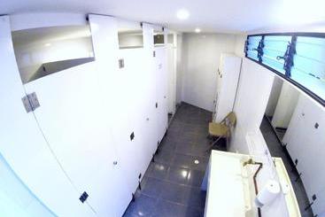 پانسیون Hostal De La 57