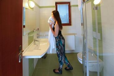 膳宿费 Hostinec U Hubálků