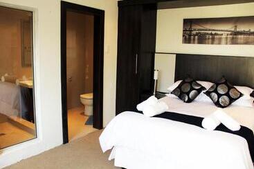 פנסיון La Coscello Guest House