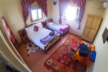 بنسيون Maison Tigmi Ozro