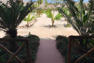 پانسیون New Jambo Bungalows