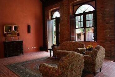 ペンション Pousada Dona Laura