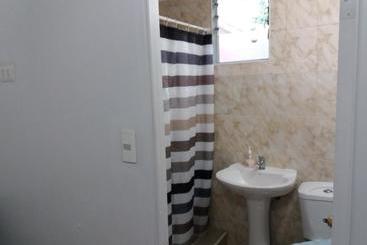 پانسیون Hostal Vicmar