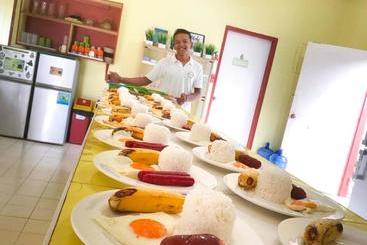 La Fusion Garden Resort  Hostel