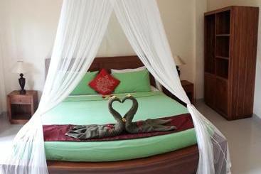 پانسیون Villa Bungsil Gading