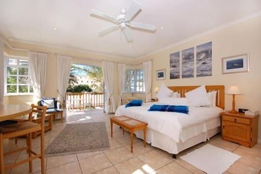 פנסיון Anchorage Guesthouse