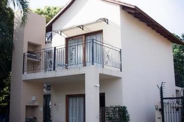 پانسیون De Zoete Rust Guesthouse