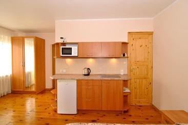 膳宿费 Poilsis Prie Dineikos Parko