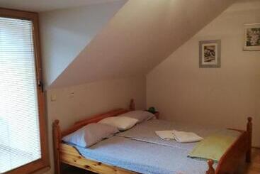 پانسیون Guest House Kveder