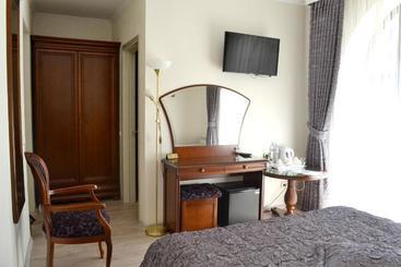 پانسیون Prima Villa Guest House