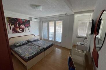 Пансион Villa Emilija