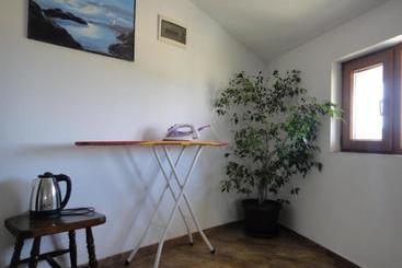 Пансион Zenith Guest House