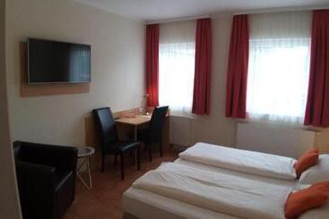 הוסטל Denk Bed & Breakfast