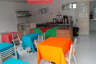 هتل آپارتمان Bungalows Archi