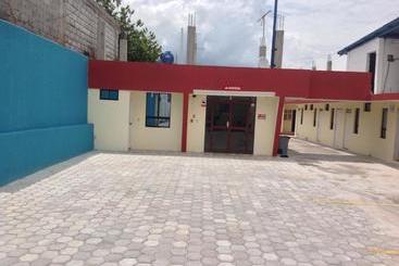 پانسیون Hostal La Joya