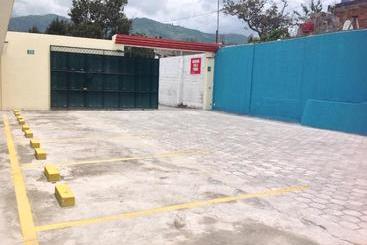 پانسیون Hostal La Joya