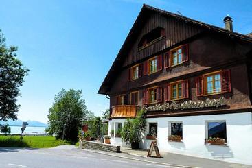 پانسیون Wellenhof Bodensee