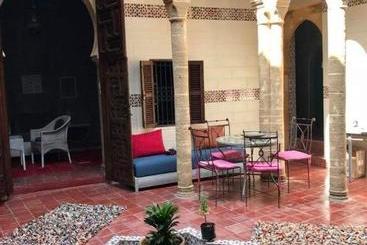 Riad Aicha
