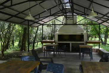 هاستل Manantial Hostería & Cabañas