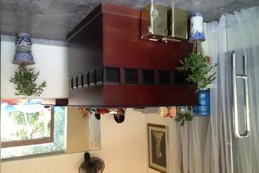 An Hung Lakeview