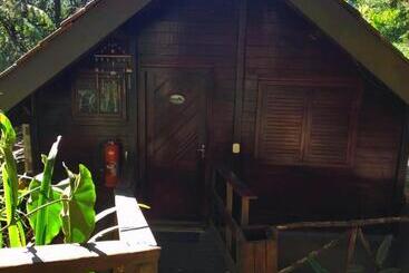 ペンション Pássaro De Fogo