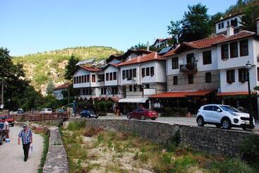 膳宿费 Toni's Guest House