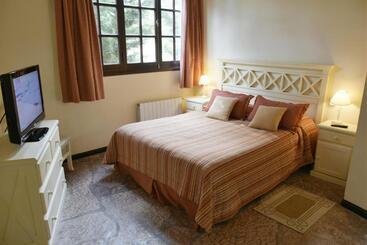 Apart Hotel Las Hadas Carilo