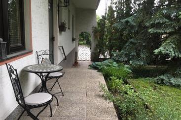 Helenental Pension & Apartments