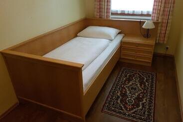 Helenental Pension & Apartments