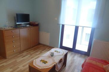 پانسیون Apartment Modrina
