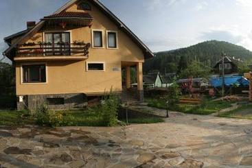 پانسیون Prutets Guest House