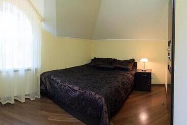 בית מלון כפרי Maxima