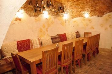 پانسیون Baščaršija Apartments & Rooms