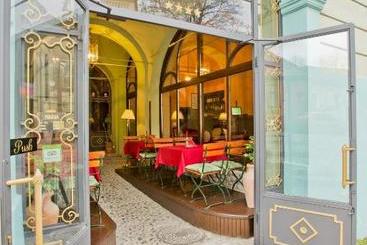 پانسیون Casa Georgius Krauss Sighisoara