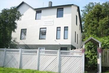 پانسیون Guesthouse Sólgarðar