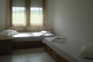 بنسيون Ianakiev Guest House