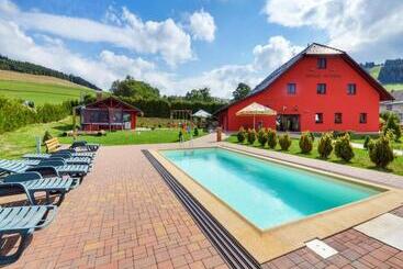 پانسیون Penzion Ovčárna