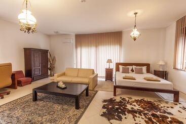 پانسیون The Belgrade Hills Rooms And Suites