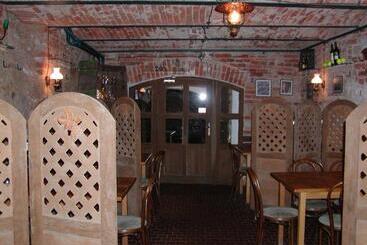 بنسيون Victoria   Penzion & Restaurant