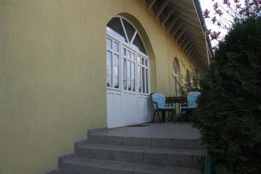 پانسیون Art Guesthouse
