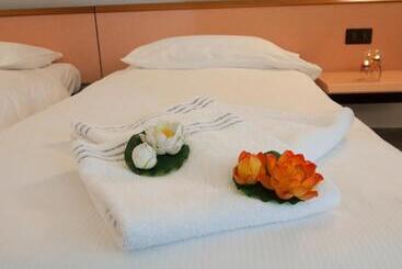 פנסיון Bahnhof Haus