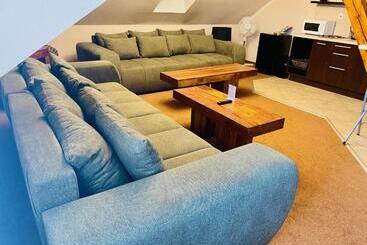 פנסיון Penzion Bystrica