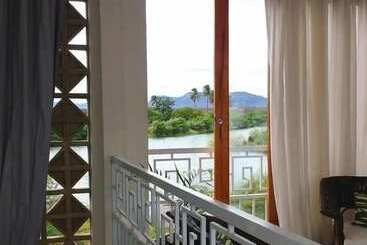 ペンション Pousada Varandas Do Penedo