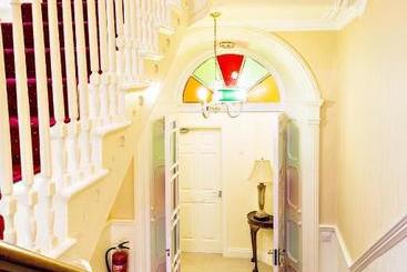 پانسیون The Park Georgian House