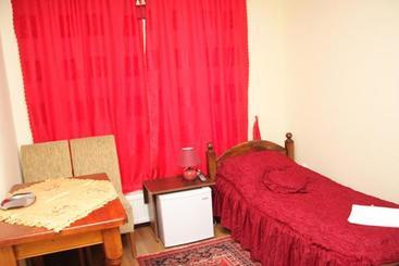 بنسيون Vila Korona