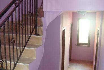 پانسیون Villa Mari Guest Rooms