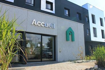 هتل Campanile Laval Nord