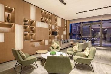 فندق Courtyard By Marriott Shenzhen Bay