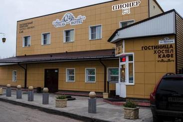 בית מלון כפרי Hostel Pioner